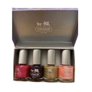 🌿NIB Coach Poppy Nail Polish Set [Set of 4]🌿